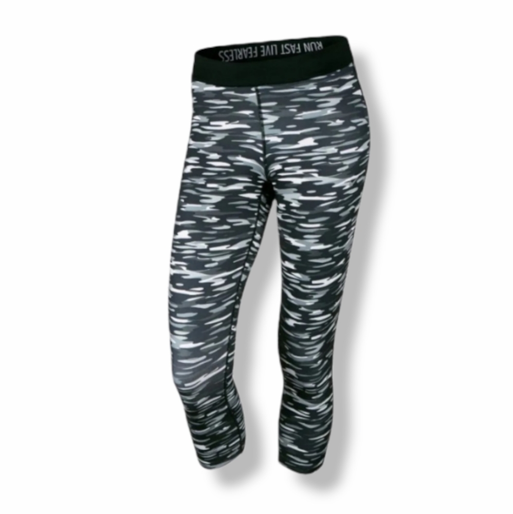 NIKE Pro Women's Relay Dri-FIT Foldover Printed Crop Leggings L